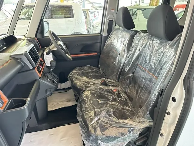 タント(ダイハツ)ファンクロスターボ  パノラマUGP届出済未使用車 3