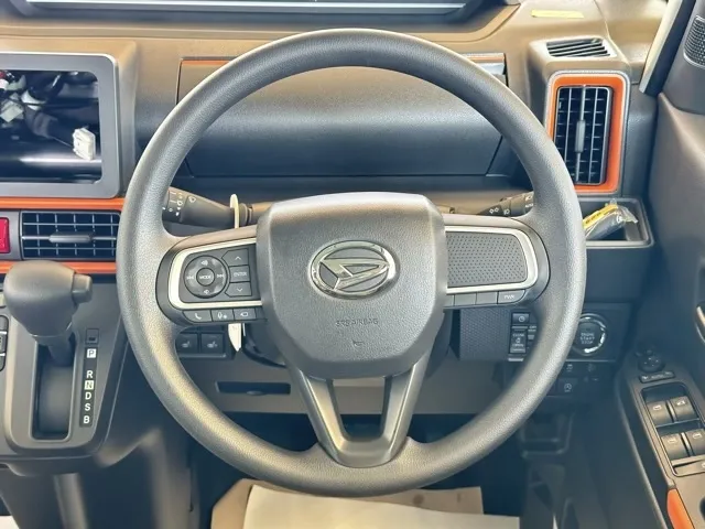 タント(ダイハツ)ファンクロス パノラマUGP届出済未使用車 6