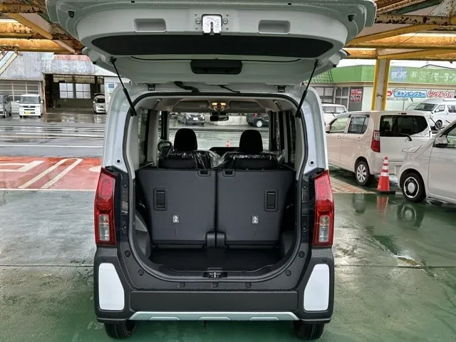 タント(ダイハツ)ファンクロス パノラマUGP届出済未使用車 9