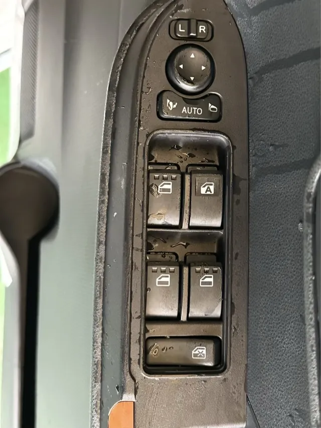 タント(ダイハツ)ファンクロス パノラマUGP届出済未使用車 14