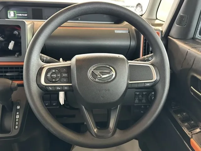 タント(ダイハツ)ファンクロス パノラマUGP届出済未使用車 6
