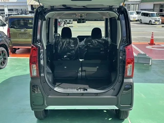 タント(ダイハツ)ファンクロス パノラマUGP届出済未使用車 13