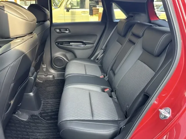フィット(ホンダ)e：HEV リュクス中古車 4