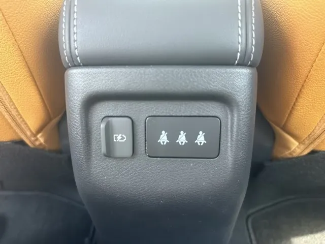 キックス(ニッサン)XツートーンインテリアEDディーラ-試乗車 5