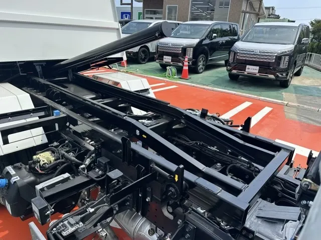 キャンター(三菱)３ｔ ローダースライドダンプレンタ登録済未使用車 15
