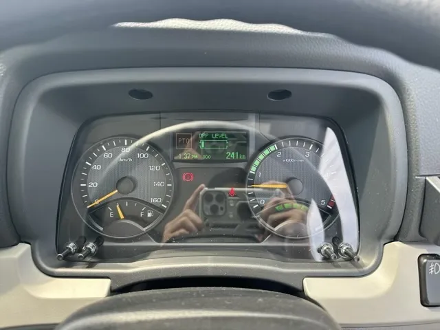 キャンター(三菱)３ｔ ローダースライドダンプレンタ登録済未使用車 26