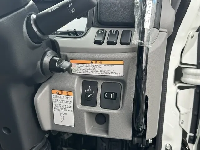 キャンター(三菱)３ｔ ローダースライドダンプレンタ登録済未使用車 14