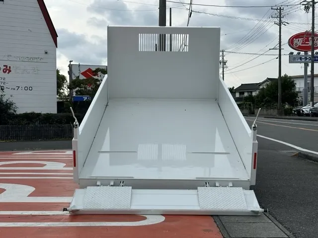 キャンター(三菱)３ｔ ローダースライドダンプレンタ登録済未使用車 4