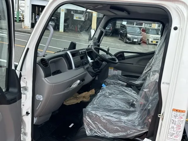 キャンター(三菱)３ｔ ローダースライドダンプレンタ登録済未使用車 5