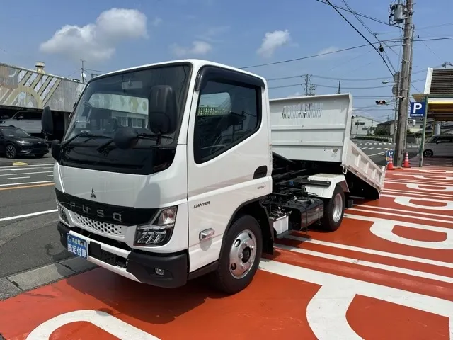 キャンター(三菱)３ｔ ローダースライドダンプレンタ登録済未使用車 1