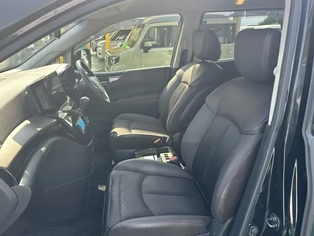 エルグランド(ニッサン)ハイウェイスター　S 7人乗り中古車 3