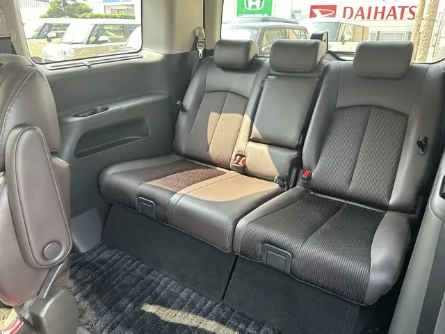 エルグランド(ニッサン)ハイウェイスター　S 7人乗り中古車 5