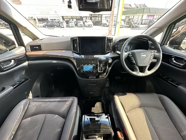 エルグランド(ニッサン)ハイウェイスター　S 7人乗り中古車 6