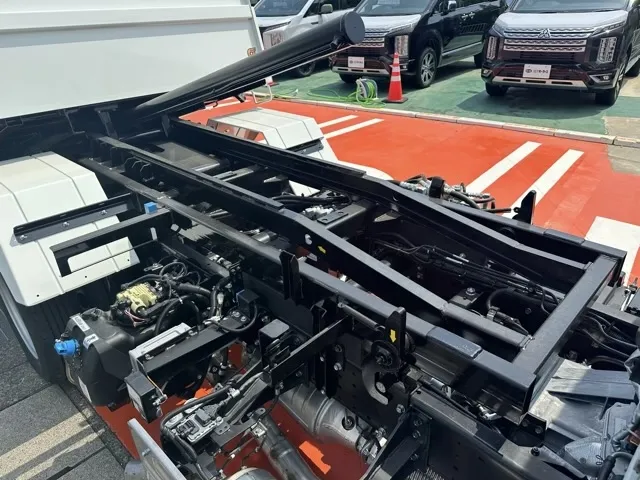 キャンター(三菱)３ｔ ローダースライドダンプレンタ登録済未使用車 16