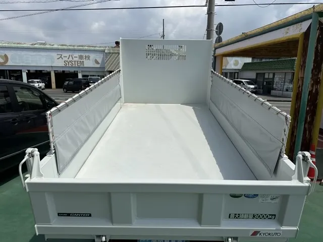キャンター(三菱)全低床キョウカダンプ ３ｔ　コボレーンレンタ登録済未使用車 11