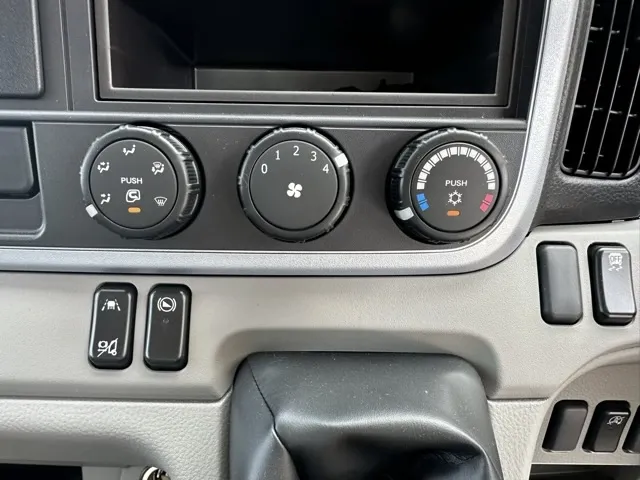 キャンター(三菱)全低床キョウカダンプ ３ｔ　コボレーンレンタ登録済未使用車 24