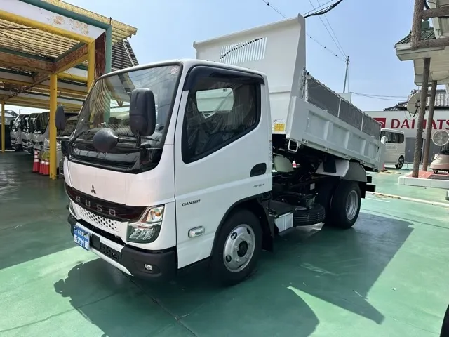 キャンター(三菱)全低床キョウカダンプ ３ｔ　コボレーンレンタ登録済未使用車 1
