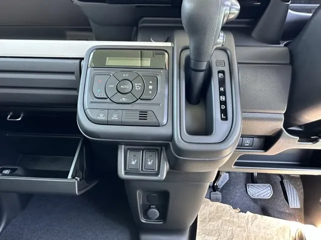 フレアワゴン(マツダ)XS届出済未使用車 16