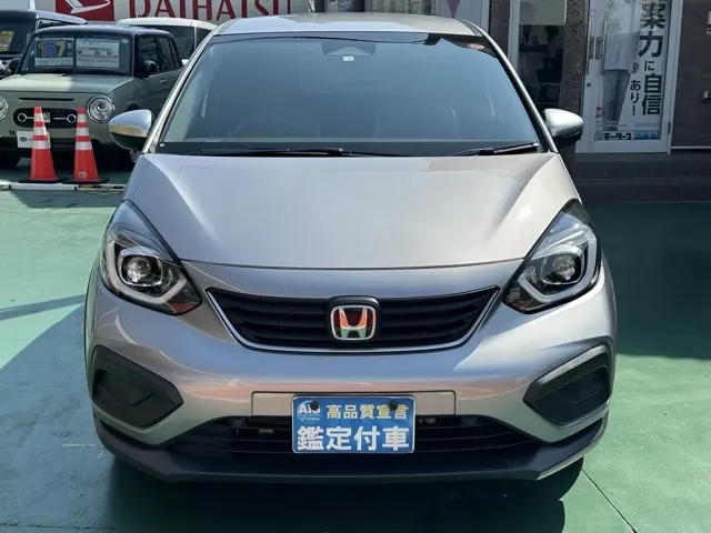 フィット(ホンダ)e：HEV クロスター中古車 27