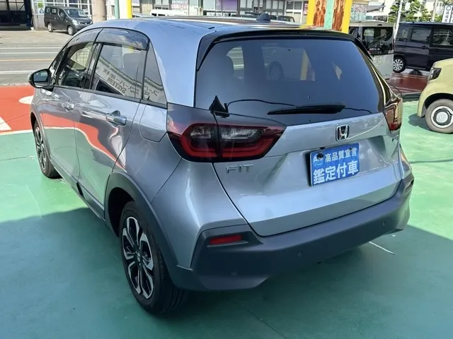 フィット(ホンダ)e：HEV クロスター中古車 2