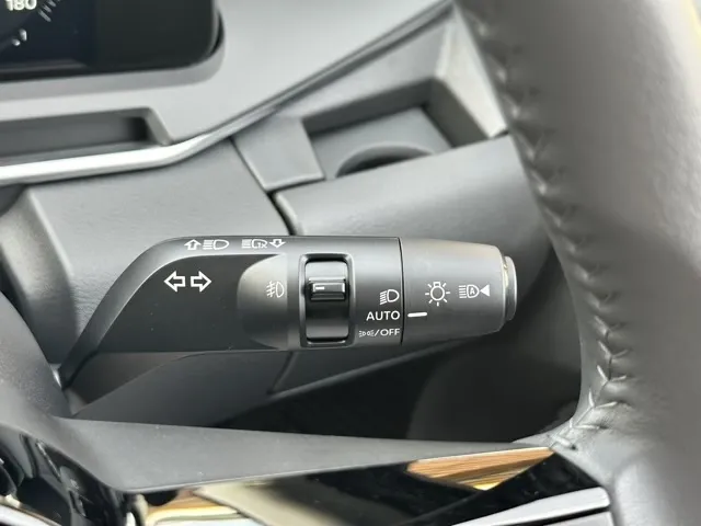 オーラ(ニッサン)G レザーエディション プロパイロット ナビ ワイヤレス充電ディーラ-試乗車 16