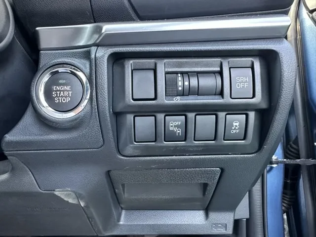 XV(スバル)2.0e-L アイサイト中古車 11