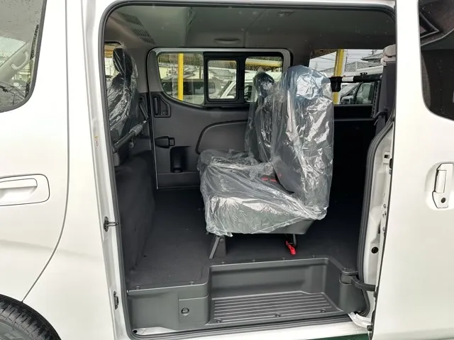 キャラバン(ニッサン)オーテック 左PSD登録済未使用車 6
