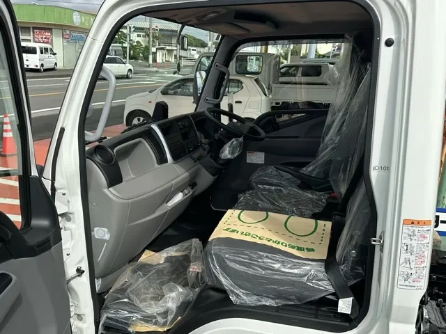 キャンター(三菱)高床キョウカダンプ ３ｔ コボレーンレンタ登録済未使用車 3