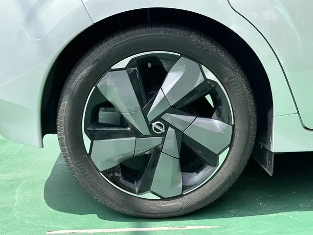 オーラ(ニッサン)G レザーエディション プロパイロット ナビ ワイヤレス充電中古車 11