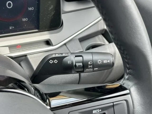 オーラ(ニッサン)G レザーエディション プロパイロット ナビ ワイヤレス充電中古車 17