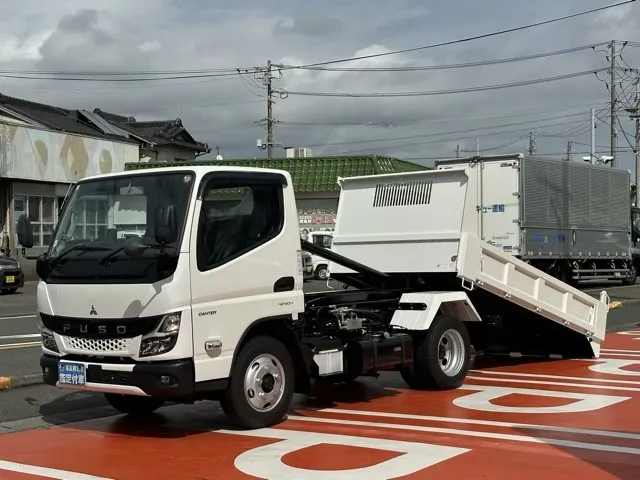 キャンター(三菱)３ｔ ローダースライドダンプレンタ登録済未使用車 1