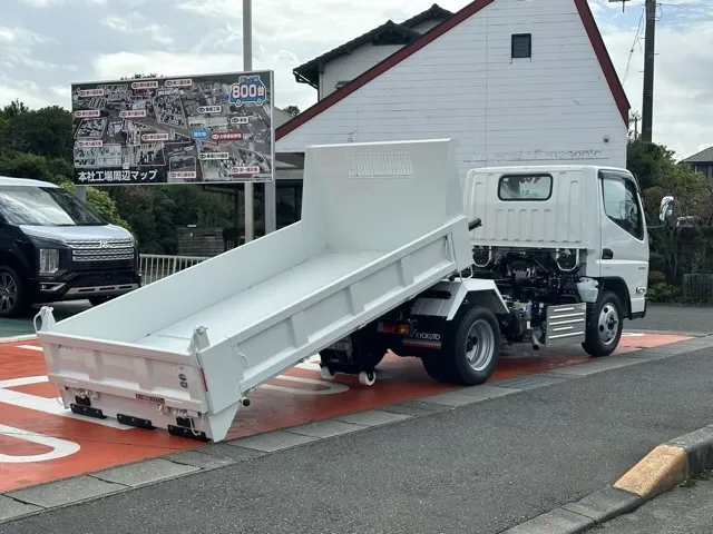 キャンター(三菱)３ｔ ローダースライドダンプレンタ登録済未使用車 4