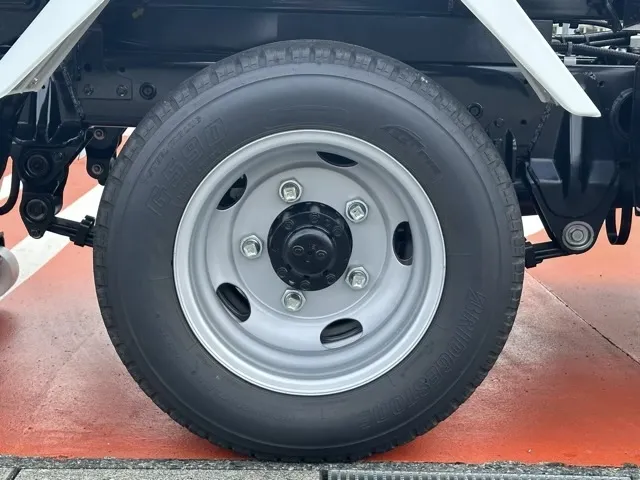 キャンター(三菱)３ｔ ローダースライドダンプレンタ登録済未使用車 5