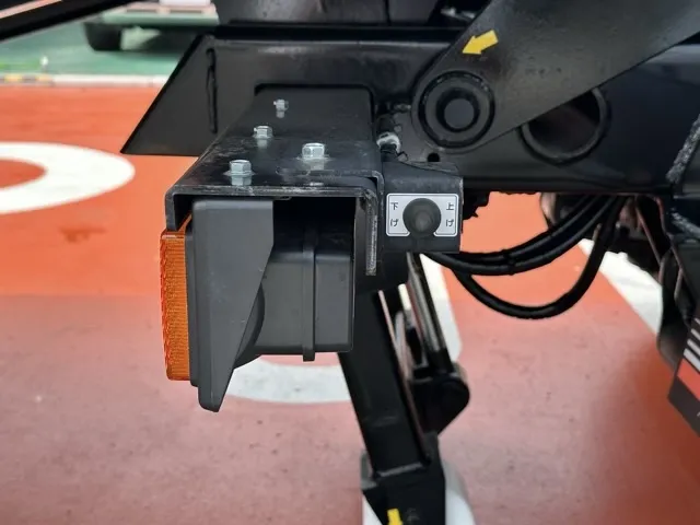 キャンター(三菱)３ｔ ローダースライドダンプレンタ登録済未使用車 6