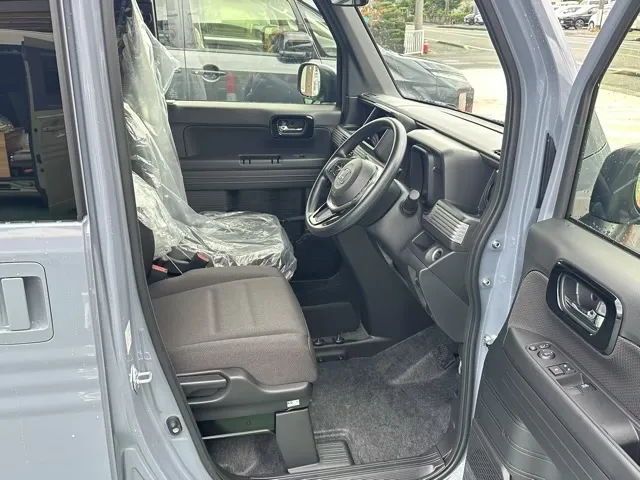 N-VAN(ホンダ)プラススタイルFUN AT届出済未使用車 15