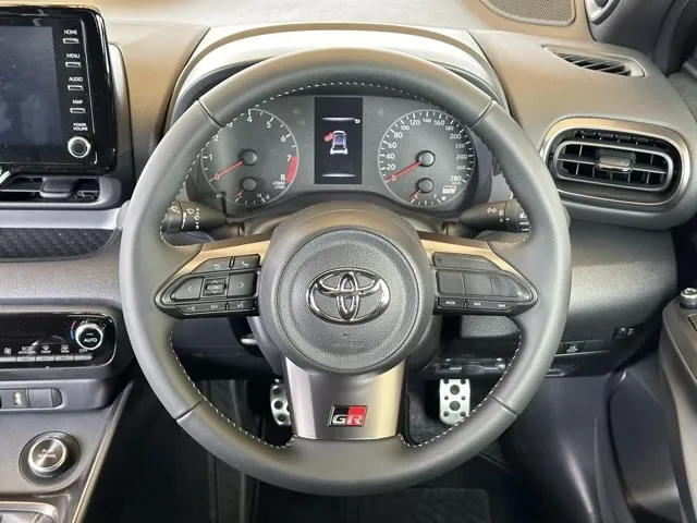 GRヤリス(トヨタ)RZ ハイパフォーマンス ４WD 6MT中古車 6
