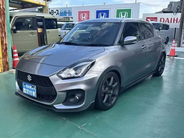 スイフト(スズキ)ベースグレード　セーフティサポート非装着車 MTディーラｰ試乗車 1