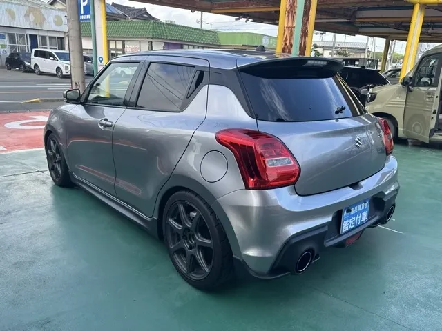 スイフト(スズキ)ベースグレード　セーフティサポート非装着車 MTディーラｰ試乗車 2