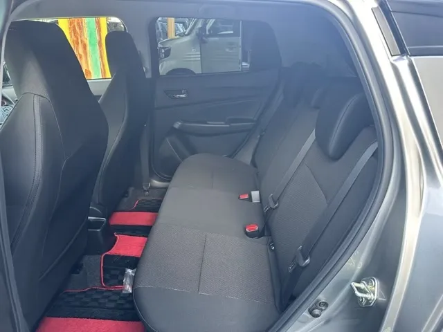 スイフト(スズキ)ベースグレード　セーフティサポート非装着車 MTディーラｰ試乗車 4