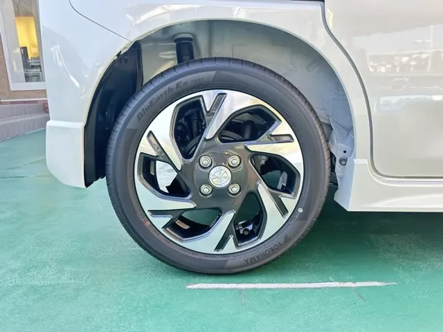フレアワゴン(マツダ)カスタムスタイルXS届出済未使用車 13