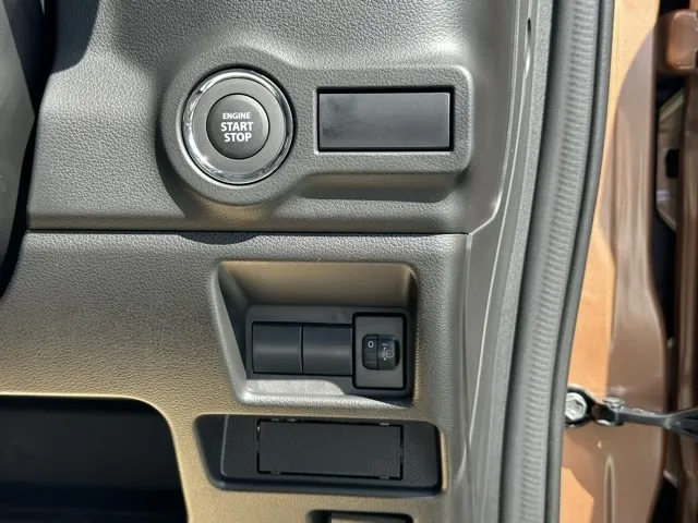 フレアワゴン(マツダ)XG届出済未使用車 13