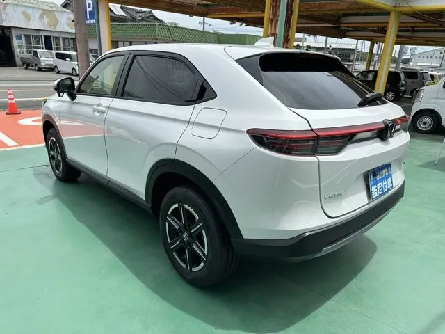 ヴェゼル(ホンダ)e：HEV　X新車見本展示有 3