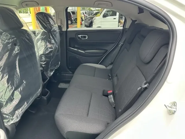 ヴェゼル(ホンダ)e：HEV　X新車見本展示有 5