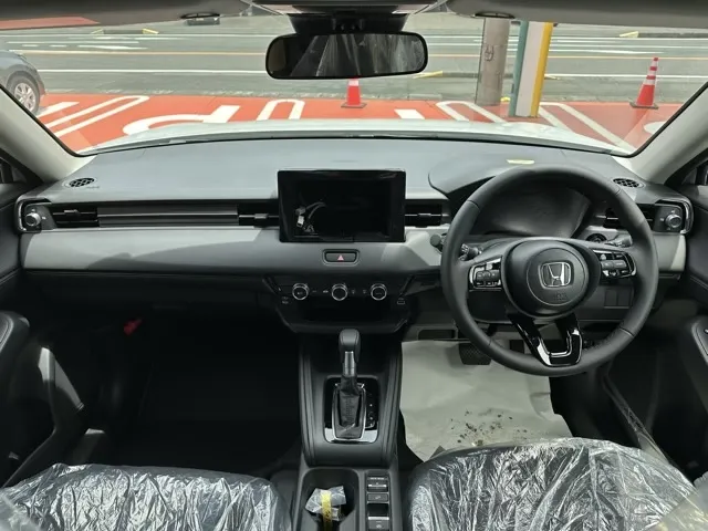 ヴェゼル(ホンダ)e：HEV　X新車見本展示有 6