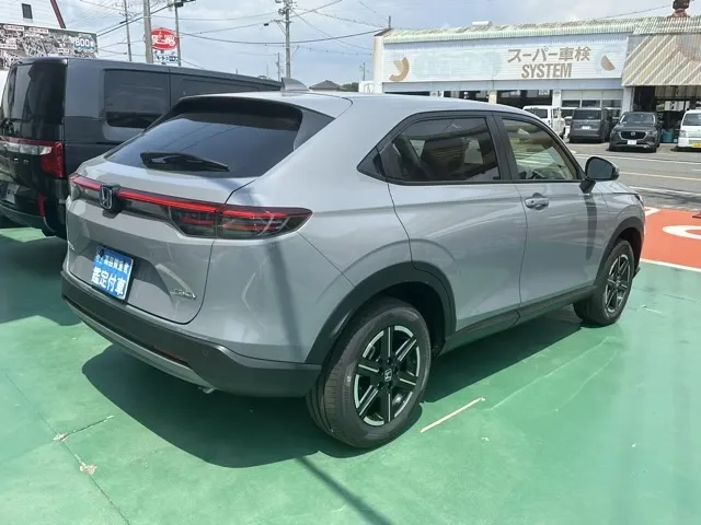 ヴェゼル(ホンダ)e：HEV　X新車見本展示有 10