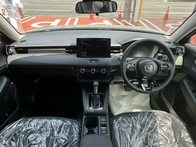 ヴェゼル(ホンダ)e：HEV　X新車見本展示有 5