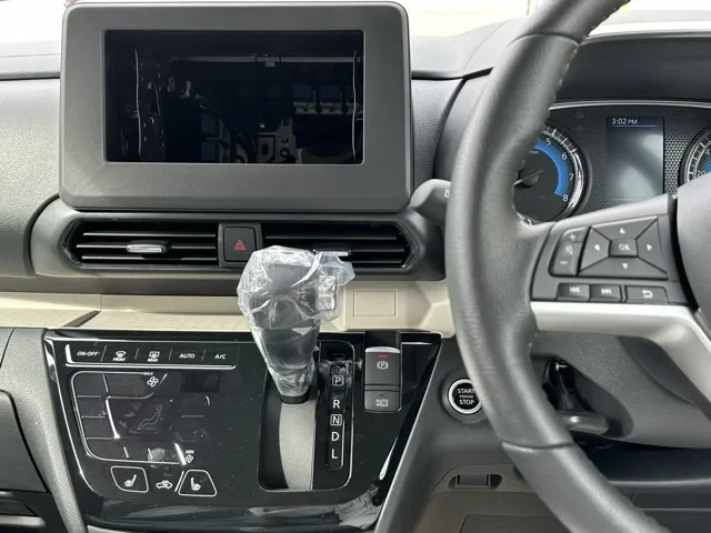 デリカミニ(三菱)Gプレミアム新車見本展示有 18