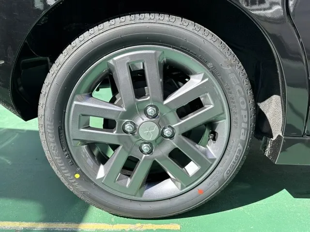 デリカミニ(三菱)Gプレミアム新車見本展示無 13