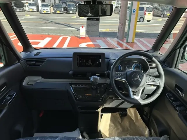 デリカミニ(三菱)Gプレミアム新車見本展示無 5