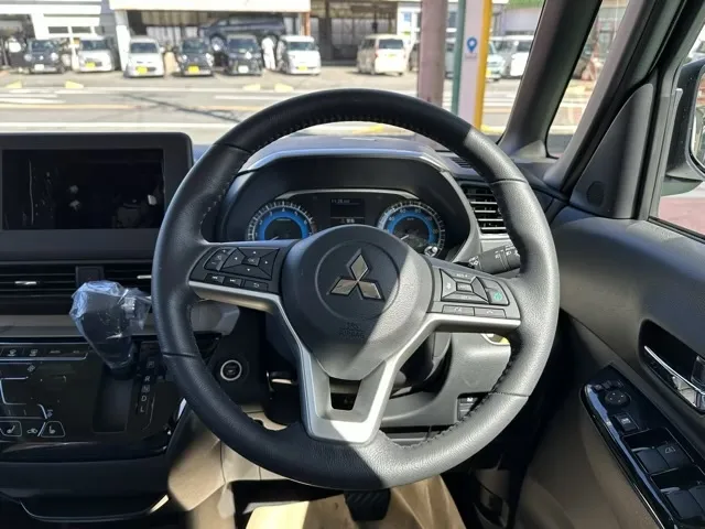 デリカミニ(三菱)Gプレミアム新車見本展示無 6